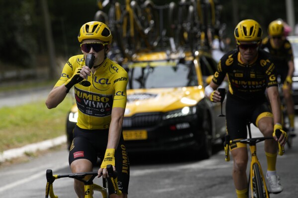 Famous bike rider tour de france hotsell
